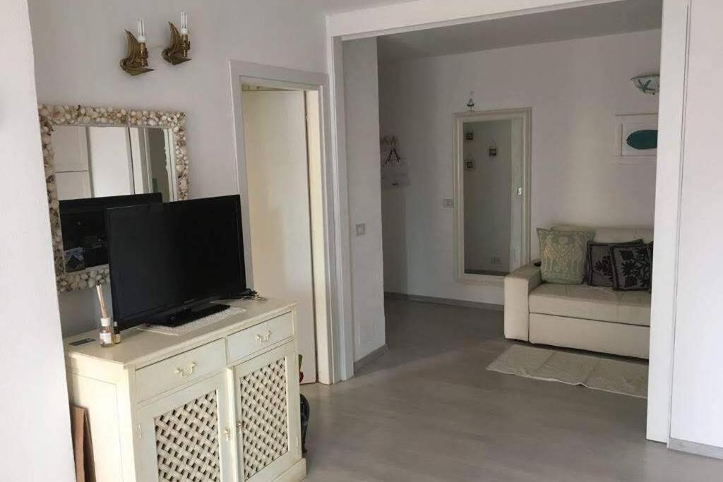 Bilocale Ristrutturato Con Piscina. Spiagge Vicine. Порто Ротондо Екстериор снимка